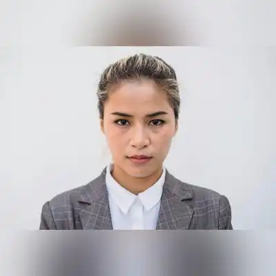 于冬建